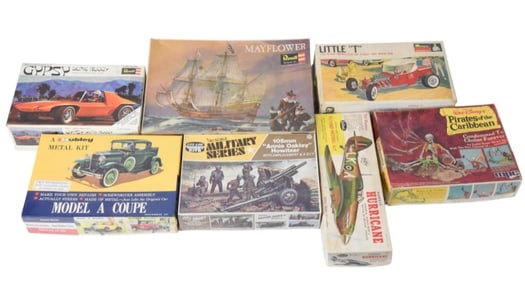 7 Vintage Toy Model Kits in Original Boxes