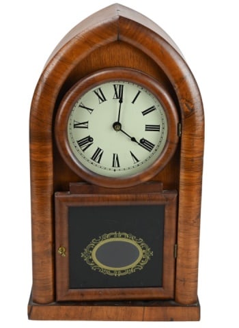 Antique New Haven Clock Company Mantle Clock (1 of 12)