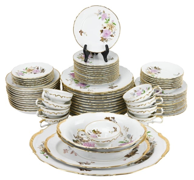 L & M China Autumn Dawn Dinner Service For 12: Lipper & Mann Fine China Autumn Dawn Dinner Service For 12. Includes 12 dinner plates, 11 lunch plates, 12 bowls, 12 cake plates, 12 saucers, 9 coffee cups and 4 serving pieces. Very gently used.