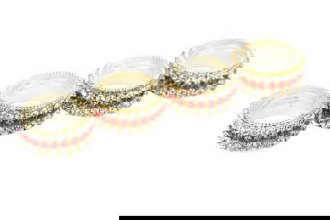 Isabella Adams Premium Crystal Napkin Rings in Box: Isabella Adams Designs Premium Crystal Napkin Rings in Original Box. Retail for $999.99. Each napkin ring measures 1 inch x 2 inches in diameter.