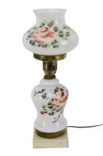 Antique Hand Painted White Floral Oil Lamp: Antique Hand Painted White Floral Oil Lamp (converted to modern wiring in working condition)15 x 6 x 6