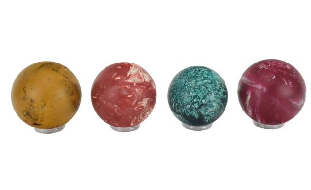 4 Vintage Duck Pin Bowling Balls (1 of 5)