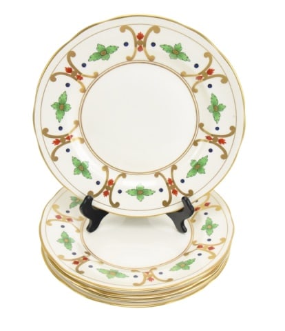 5 William Yeoward Giralda Dinner Plates by HGL: 5 William Yeoward Giralda Dinner Plates by Hartley Greens Leeds. Each measures 10.5 inches in diameter.