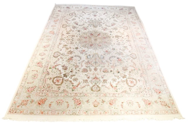 Oriental Style Ivory Floral Wool and Silk Carpet (1 of 8)