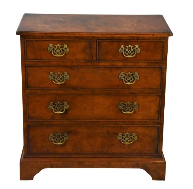 Antique Chippendale Chest of Drawers (1 of 14)