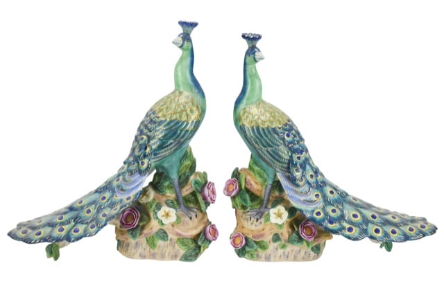 Chelsea House Porcelain Peacock w Sculpted Flowers (1 of 14)