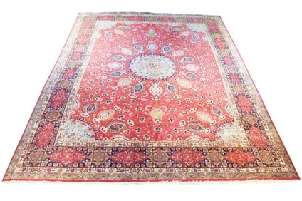 Traditonal Persian Tabriz Medallion Rug
