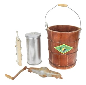 Vintage White Mountain 3-Motion Ice Cream Freezer