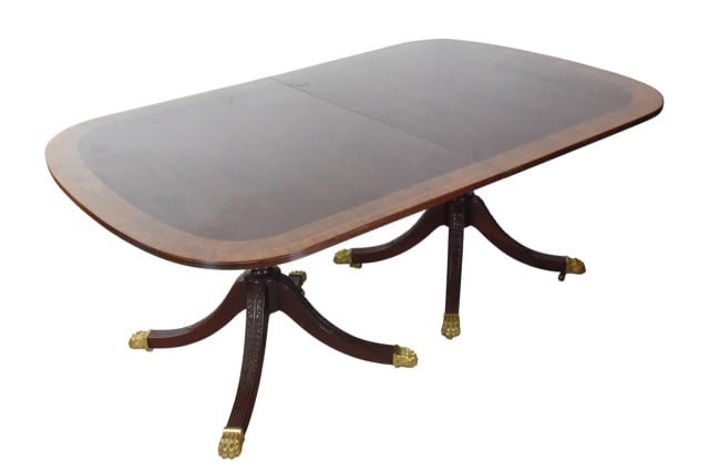 Georgian Style Banded Mahogany Pedestal Table (1 of 17)