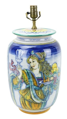 Deruta Italy Hand Painted Pottery Table Lamp: Deruta Italy Signed Hand Painted Pottery Table Lamp Featuring Roman Royal Woman. Measures 18 inches x 10 inches in diameter without Harp. Harp is not included.