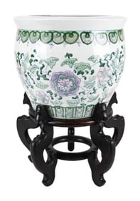 Chinese Porcelain Famille Rose 14" Fish Bowl Stand