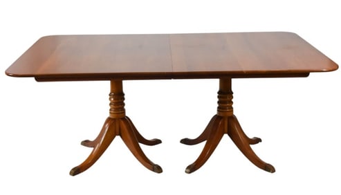 Stickley Double Pedestal Dining Table w/ 4 Leaves