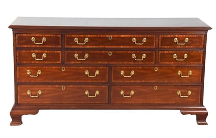 Georgian Style Banded Mahogany 10 Drawer Dresser