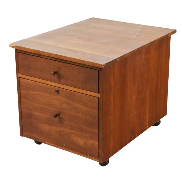 Stickley Mission Oak Filing Cabinet on Casters: Stickley Mission Oak Filing Cabinet on Casters.Measures 22 inches x 27.5 inches x 21.5 inches.