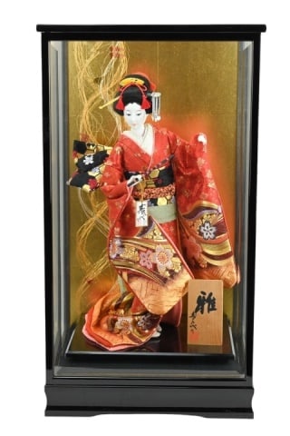 Japanese Geisha Doll Black Lacquer Display Box (1 of 10)