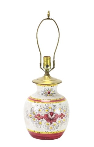Deruta Italy Hand Painted Porcelain Lamp: Deruta Italy Hand Painted Porcelain Lamp. Measures 22 inches x 7 inches x 7 inches.