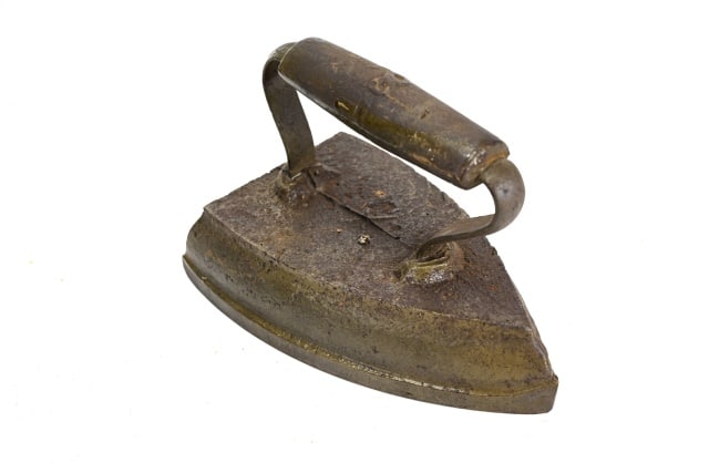5 Antique Cast Iron Flat Irons - 2