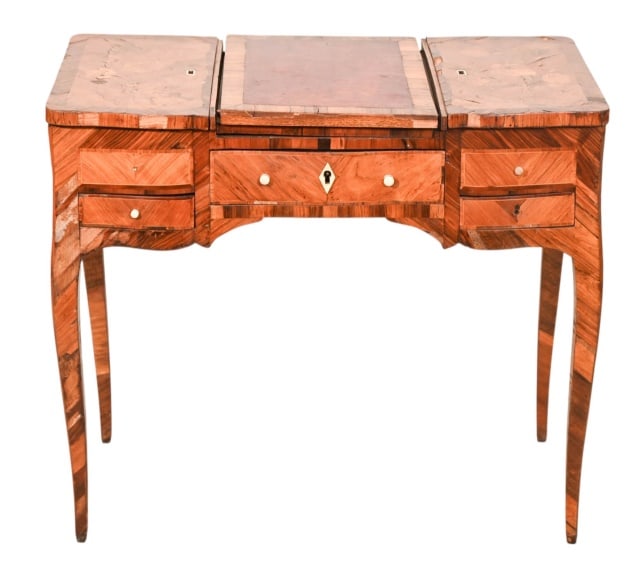 Antique French Provincial Parquetry Inlaid Vanity: Antique French Provincial Parquetry Inlaid Vanity Table.This piece needs full restoration. Please see all photos.Measures 27 inches x 31 inches x 17 inches.