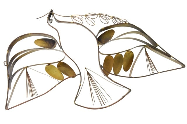 Curtis Jere Dove of Peace Modernist Tole Sculpture: Curtis Jere Dove of Peace Modernist Tole Large Hanging Wall Sculpture.Measures 43 inches x 27 inches x 4 inches deep.