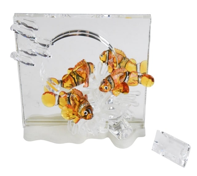 Swarovski Crystal Wonder of The Sea Sculpture: Swarovski Crystal Wonder of The Sea Sculpture Eternity.Measures 7.5 inches x 7.5 inches.