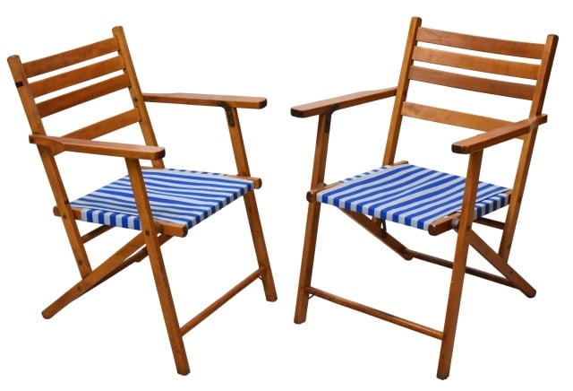 4 Vintage Director Style Folding Chairs: 4 Vintage Director Style Folding Chairs with Blue and White Fabric Seat and a Wood Frame.Measures 31 inches x 23 inches x 19 inches x 16 inchesNewly reupholstered and refinished.