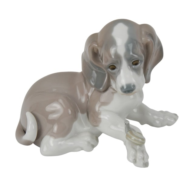 Lladro Porcelain Large Beagle Dog Figurine: Italian Celadon Pottery Floor Vase.Measures 22 inches x 11 inches diameter.
