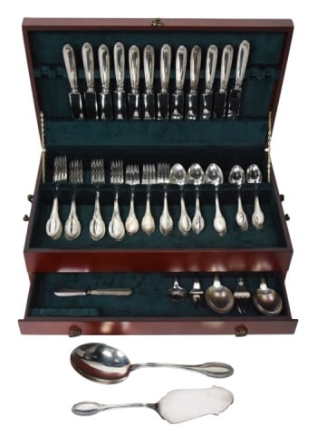 Impero by Zaramella Argenti 925 Sterling Flatware: Impero by Zaramella Argenti 68 pieces 925 Sterling Silver Flatware Set Includes:12 dinner knives12 dinner forks12 salad forks12 spoon12 teaspoons1 casserole serving scoop spoon2 serving spoons1 servin