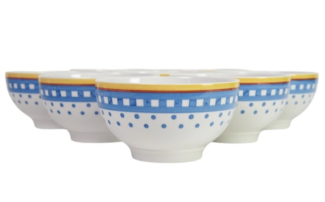12 Villeroy & Boch Twist Anna Collection Bowls: 12 Villeroy & Boch Twist Anna Collection Rice Bowls. Blue and white dotted pattern with yellow and blue geometric rim.Measures 3 inches 5.5 inches in diameter.