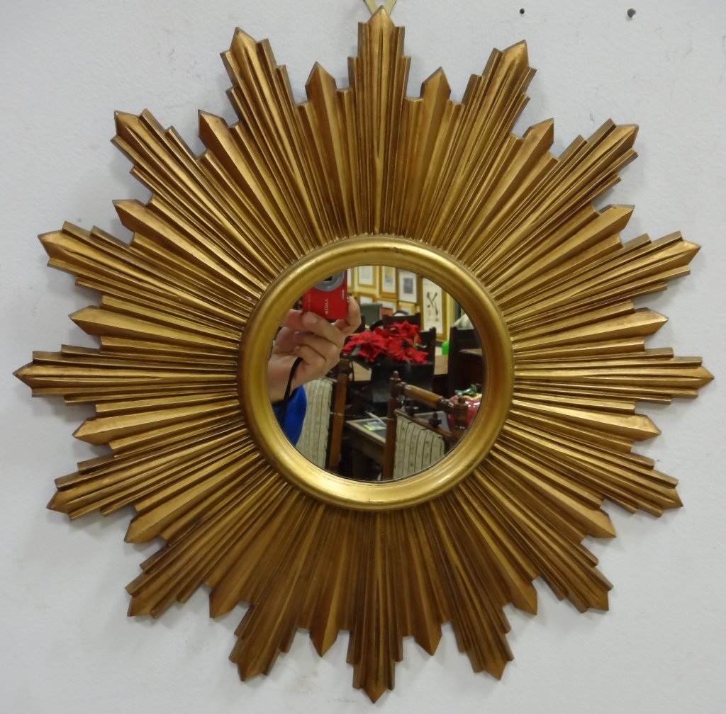 Vintage Gilt Sunburst Wall Mirror: Vintage gilt sunburst wall mirror. 17 1/2" diameter, very good condition.