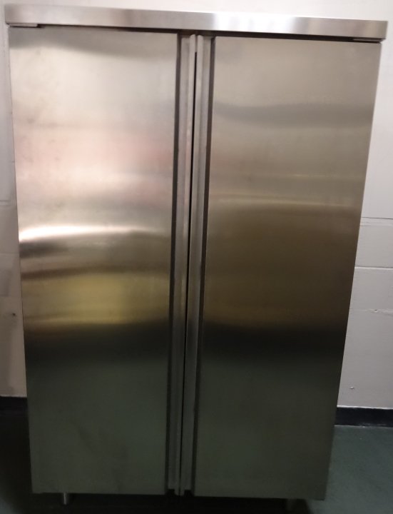 Quovis Modernist Stainless Steel Upright Aug 06, 2014