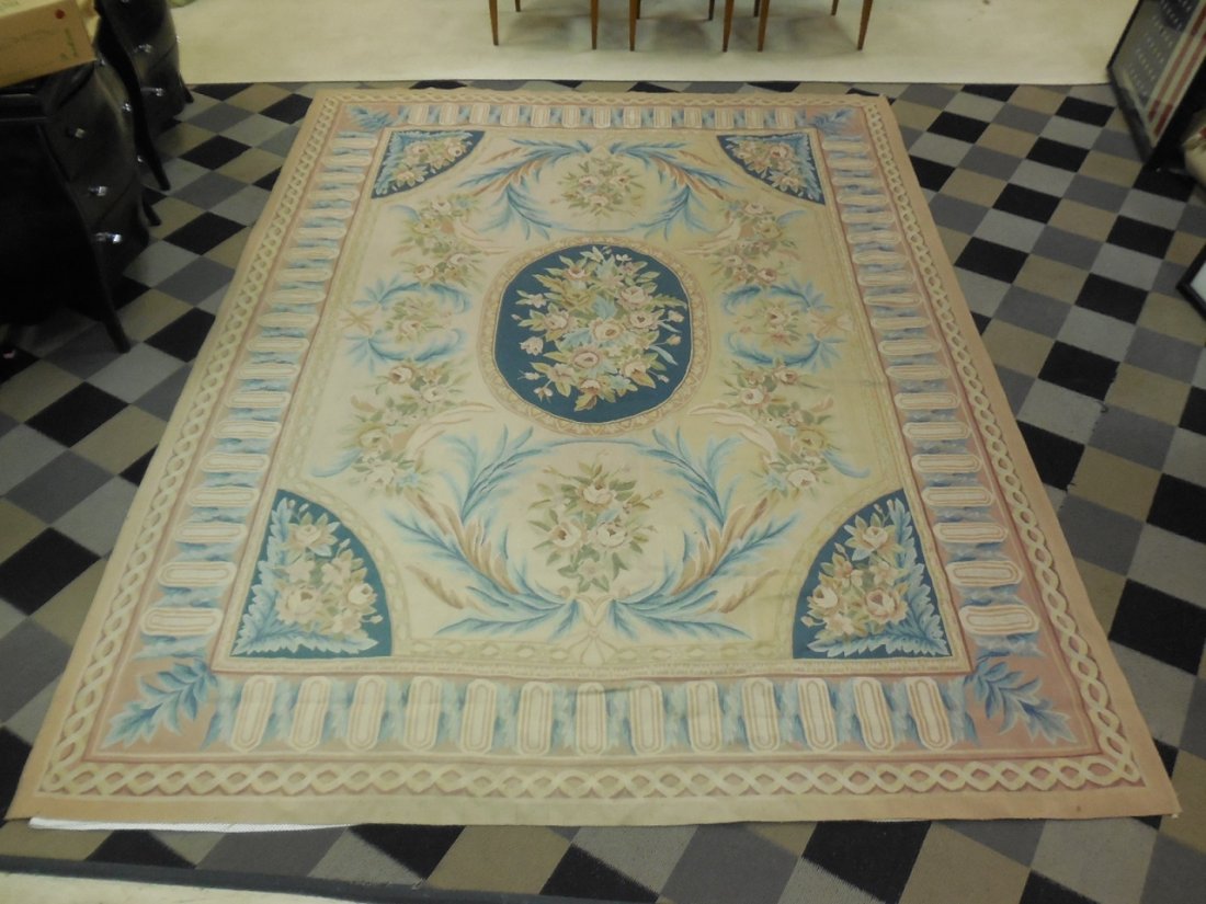 Aubusson Rug 9' x 12', Mauves & Blues: Aubusson area rug, wool, mauves & blues with beige ground. 9' x 12'. In very good condition.