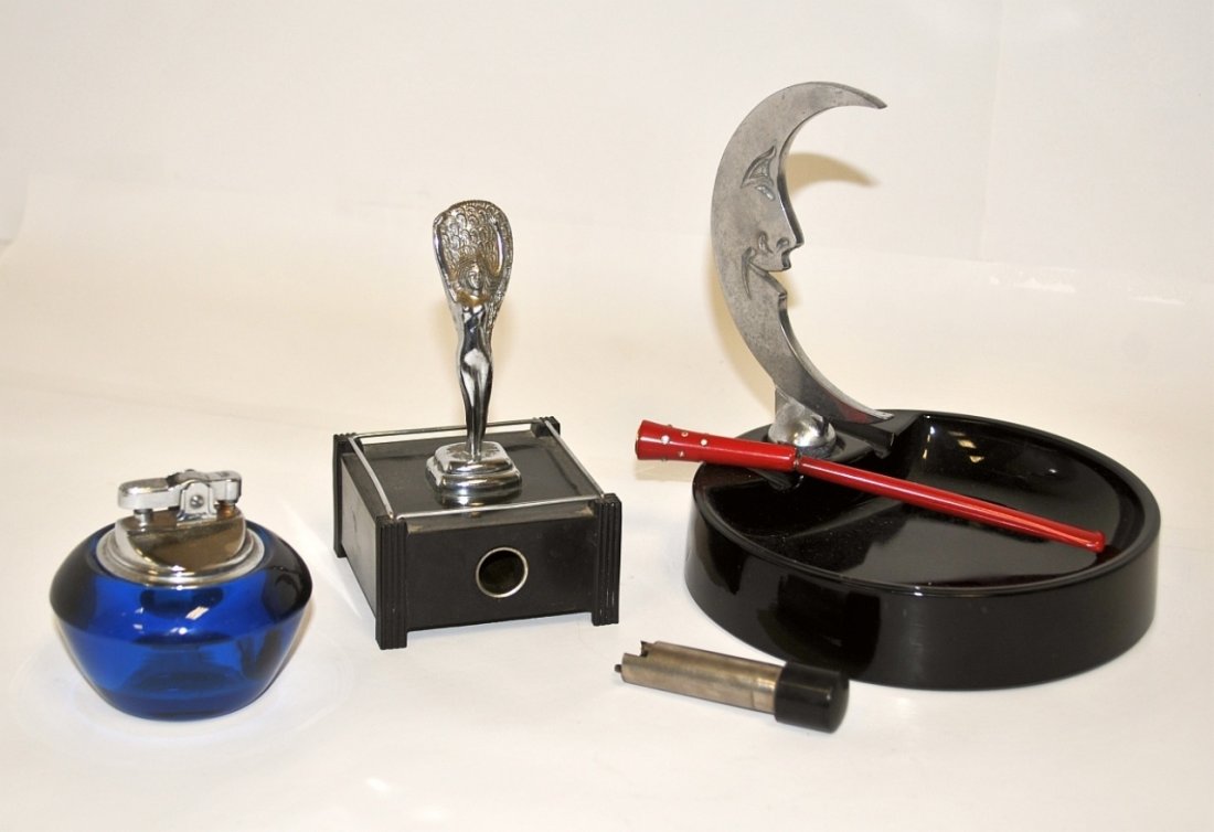 Art Deco Smoker's Set/Bakelite, Chrome, Glass: Art Deco smoker's set in bakelite, chrome, and glass. Largest piece (ashtray) measures 6 1/2" H x 6" diameter, very good antique condition. Shipping available within the Continental USA (excludes insu