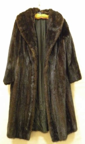 Vintage Ladies Mink Coat & Hat: Vintage ladies mink coat and hat. Length of shoulder to wrist is 23 inches. Length of shoulder to hem is 42 inches. Luster of fur still strong. Overall nice condition.