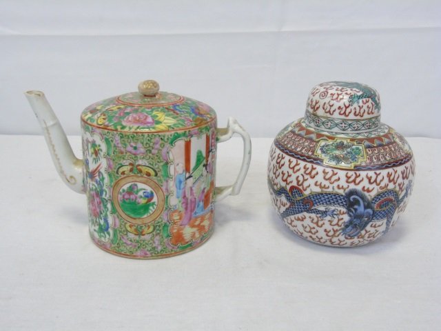 Lot of 2 Chinese Porcelain Items - Teapot & Vase (1 of 10)