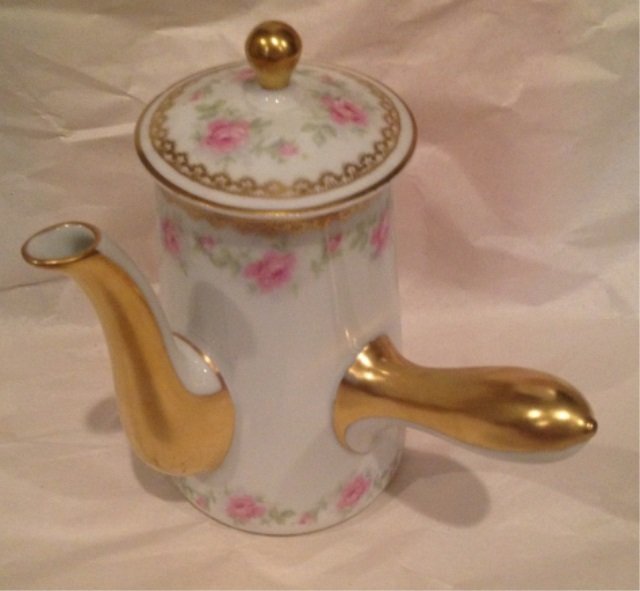 Antique French Haviland Limoges Chocolate Pot: Antique French Haviland Limoges Chocolate Pot. Marked Theodore Haviland Limoges. Gilt gold decorated. Measures 6 inches in height.