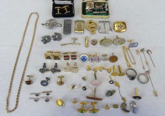 Assorted Antique & Vintage Gentleman's Pieces (1 of 10)