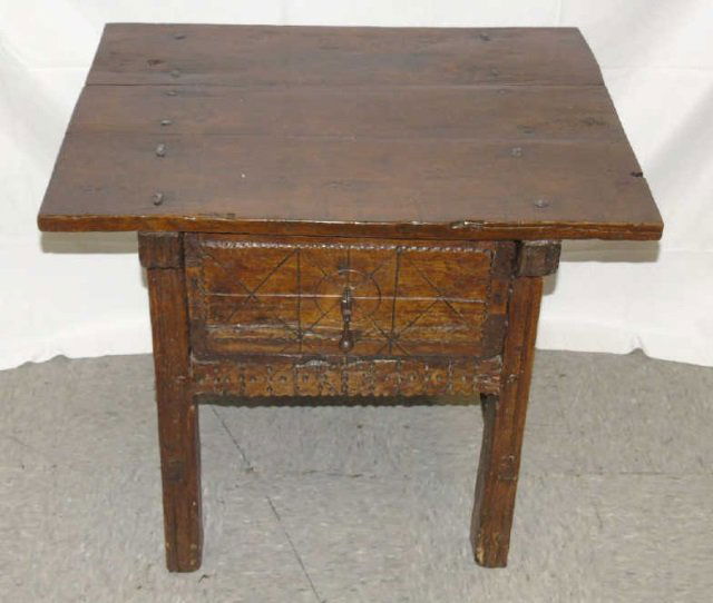 Rustic Plank Top Mahogany End Table (1 of 6)