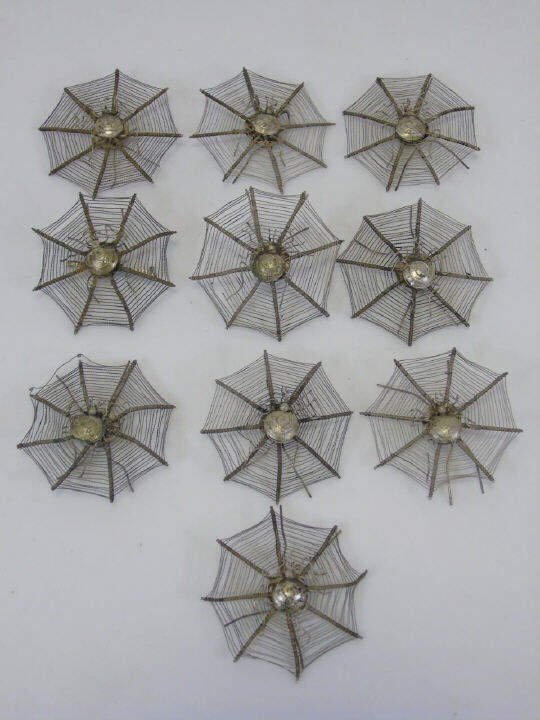 10 Silver Plate Spider Web Place Card Holders 1940 (1 of 5)