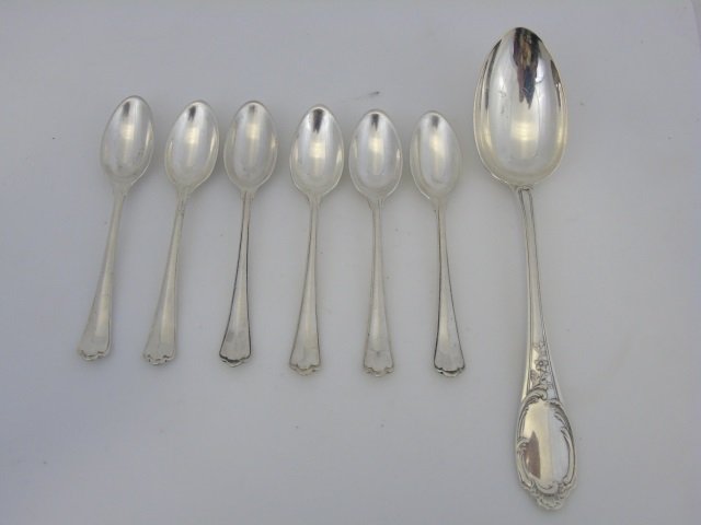 Mario Buccellati Sterling Silver Demitasse Spoons: Mario Buccellati Sterling Silver Demitasse Spoons. Set of six matching demitasse spoons along with one serving spoon. Hallmarked and signed. Largest measures 6.75 inches, demitasse measure 4 inches in
