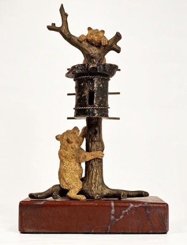 Russian Gilt Bronze Sculpture of Bears: Antique Russian desk sculpture of two young bears climbing a tree to get to a Bee-tree tied to it, on a rouge marble pedestal, height: 23.5 cm (9 3/4 in.) , width 14 cm ( 5 1/2")