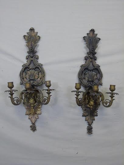 Pair Antique Gilt Bronze Ormolu Wall Sconces: Large Pair Antique Gilt Bronze Ormolu Wall Sconces. Likely Continental European. Each having a French Rococo style Rocaille shell. Each measures