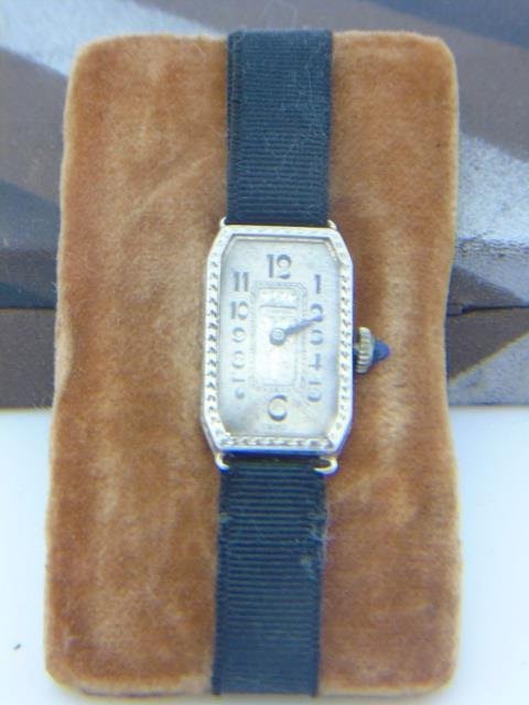 Antique Art Deco Ladies Elgin Jeweled Watch (1 of 7)