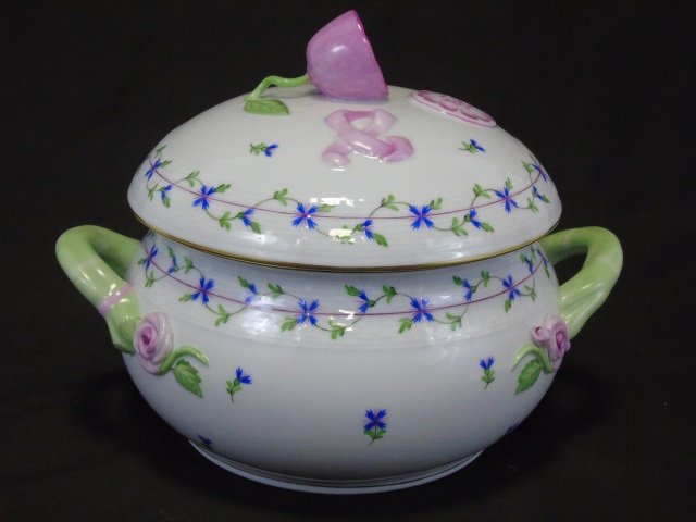 Herend of Hungary - Large Covered Tureen (1 of 4)