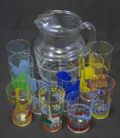 (10) New York 1939 World's Fair Glasses & Pitcher (1 of 7)