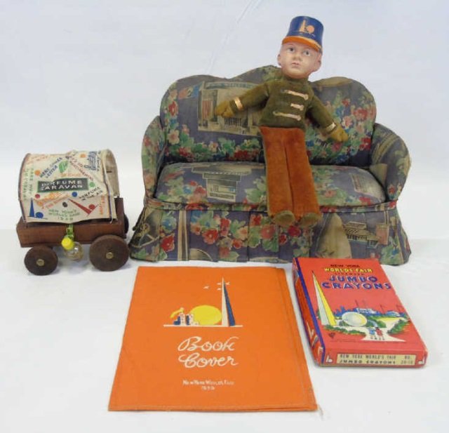 Lot of (5) 1939 NY World's Fair Doll Crayons Sofa (1 of 5)