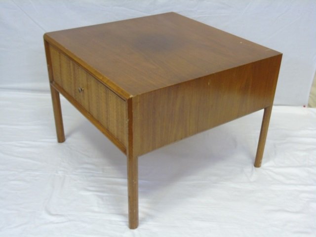 Mid Century Modern Oak End Table: Mid 20th century modern oak end table. One rattan faced drawer with antique brass knob. 26" square x 20 1/2" H. walnut and cane table after Paul mccobb