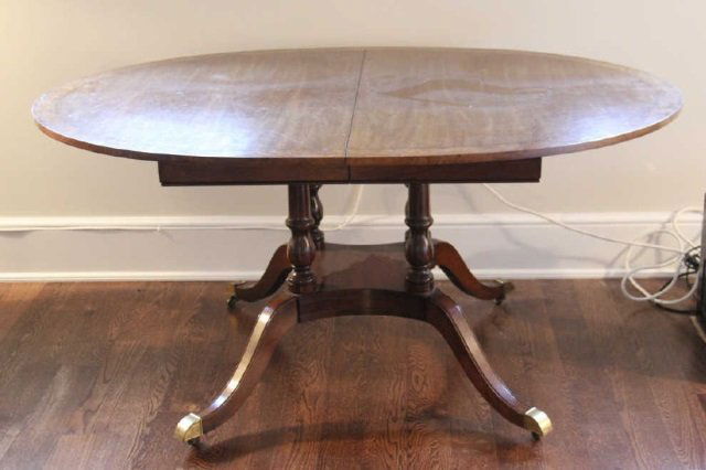 Traditional Banded Mahogany Dining Table w/ Leaf (1 of 6)