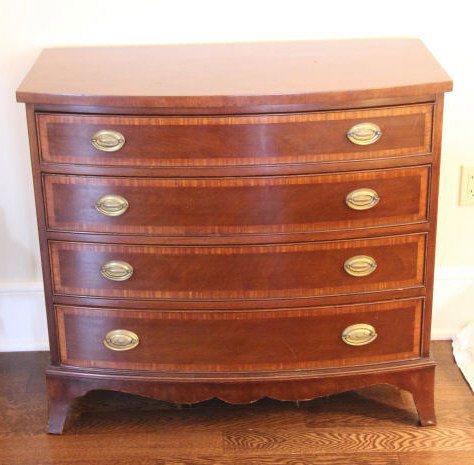 Antique American Federal Bowfront Chest of Drawers (1 of 2)