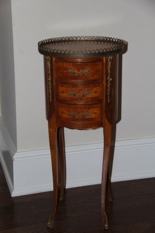 French Marquetry Wood & Gilt Metal End Table (1 of 5)