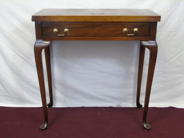Mahogany Game Flip Top Occasional Table (1 of 7)